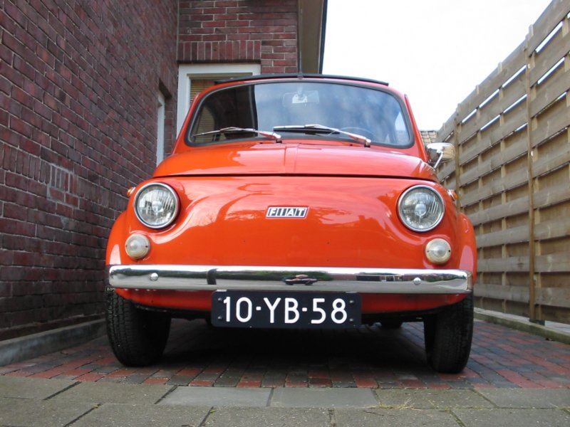 Fiat 500 R, front.